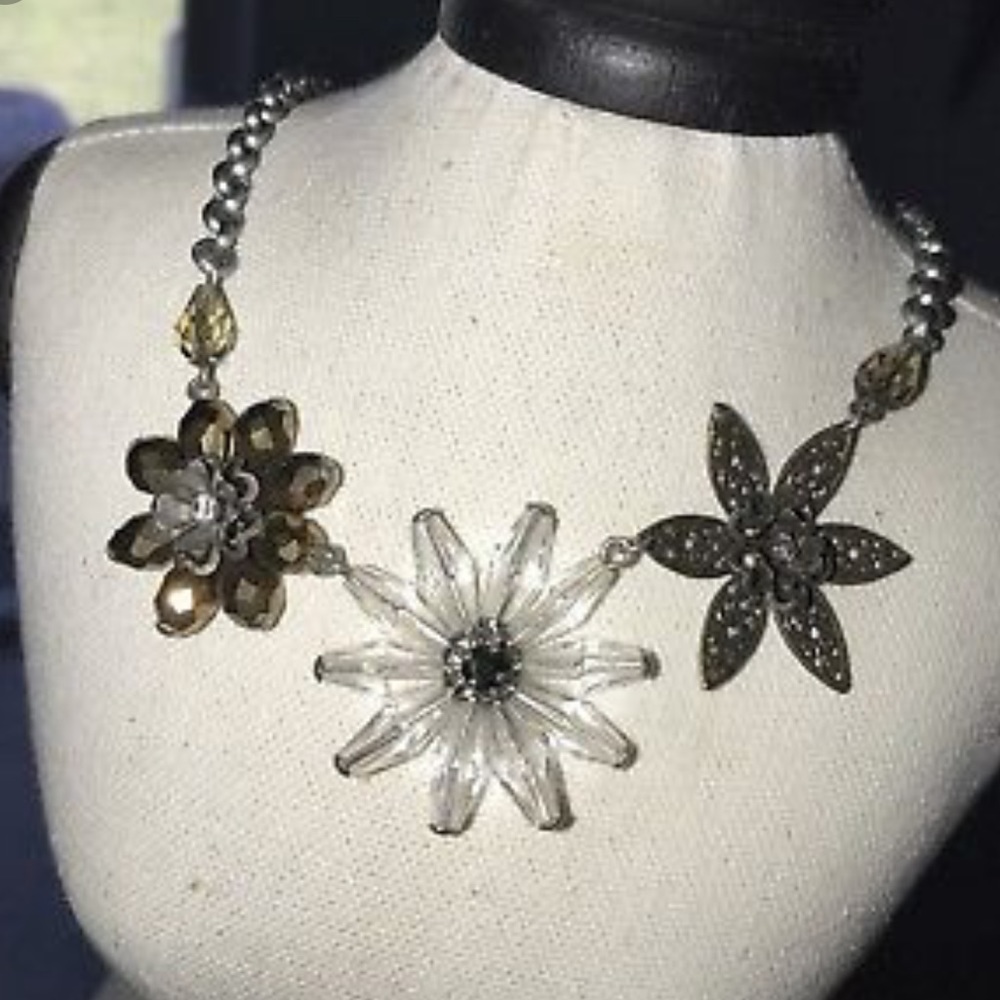 Sabika Necklace